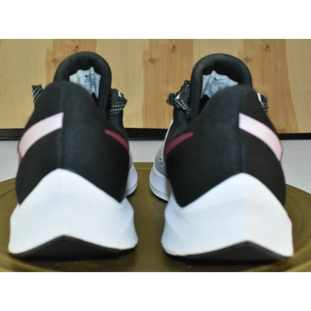 Nike Air Zoom Winflo 6 Women Shoes Size 10 White Running Sneakers AQ8228-103